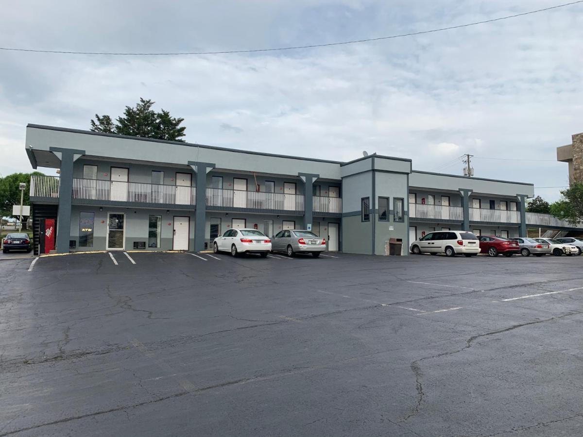 Royal Inn & Suites Knoxville Dış mekan fotoğraf